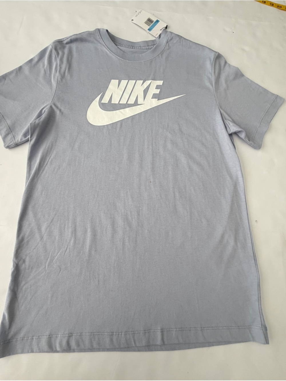 Nike Shirt Mens Medium Light Blue Big Swoosh Logo Graphic Tee T-Shirt Sportswear